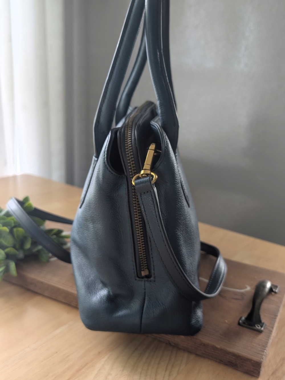 Fossil Lana Navy Leather Satchel Handbag - Picture 4 of 14